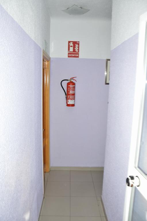 Pension Navarra Madrid Buitenkant foto