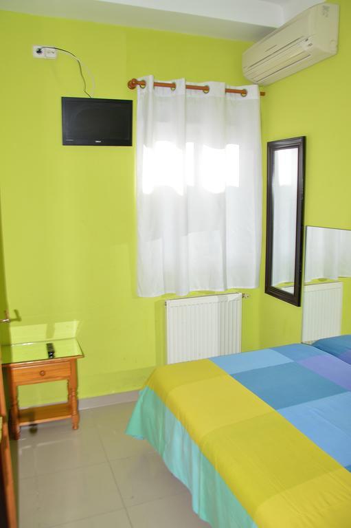 Pension Navarra Madrid Buitenkant foto